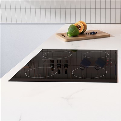 Індукційна варильна поверхня з 4 конфорками